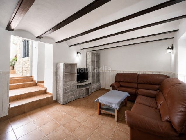 Foto c28042e8-5007-4eeb-8a3c-004145b5a12a. Casa a Centro-El Castillo Sagunt