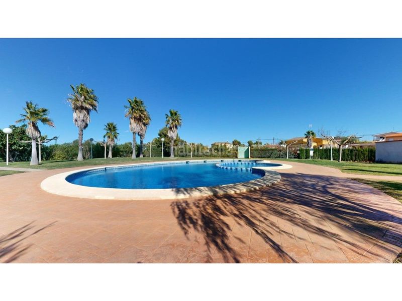 Foto b7122e9d-9e0d-453f-8ef2-292014a79882. Xalet amb calefacció aparcament piscina a Turís