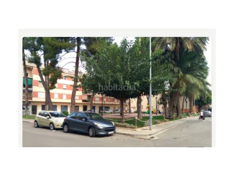 Foto eb45f9d2-3964-419c-95fc-e0d300d2e3a7. Local comercial a Alberic
