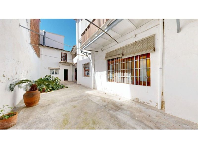 Foto 5654c89e-9f4a-4840-83d7-e2cd18cc4a84. Casa amb aparcament piscina a Carcaixent