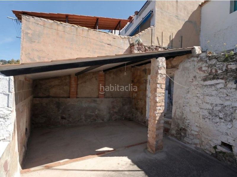 Foto b97add4a-0b39-46ed-a01c-2082a05fadb4. Masia a Gátova