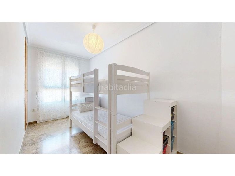 Foto b07f30d0-6a5e-49b9-a41e-60d230fb76f9. Pis a Sueca Sueca