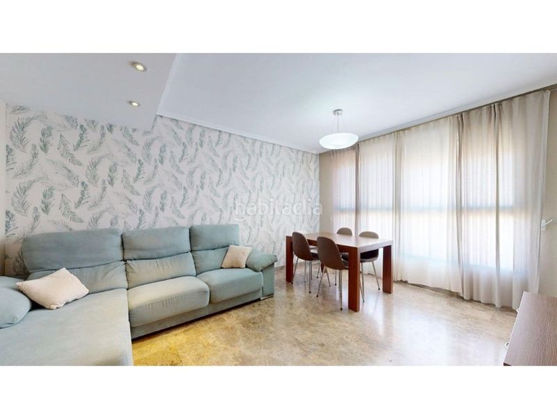 Foto bbd5e9cf-9ecf-4ba8-a280-051fa0e1e23c. Pis a Sueca Sueca