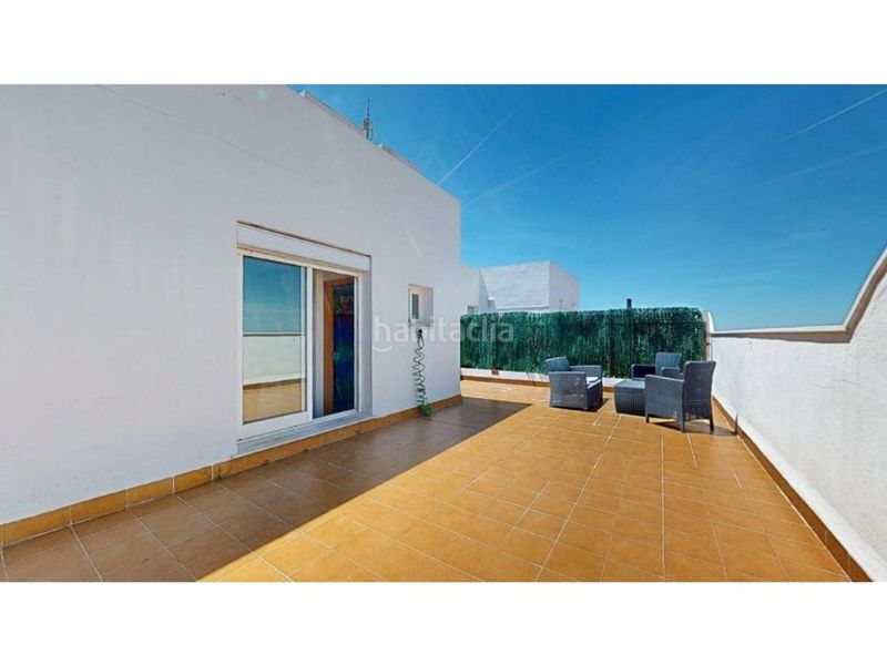 Foto dcebe00a-c268-44dc-a8ac-5fe26e3f2082. Pis a Sueca Sueca