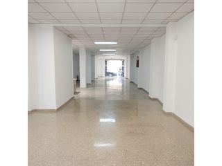 Business premise  Mare de deu del pilar. Local en centro paterna