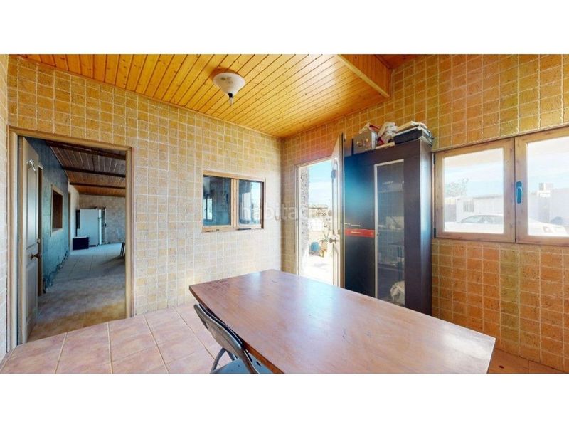Foto 10f5e543-95bf-4849-8e37-6b2631ae2f0d. Xalet amb aparcament piscina a Carlet