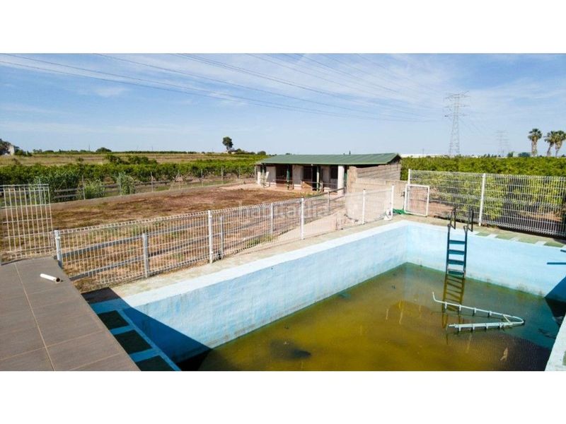 Foto 2f761c0a-56cc-46ce-bd82-5d4d2cb3d6c8. Xalet amb aparcament piscina a Carlet