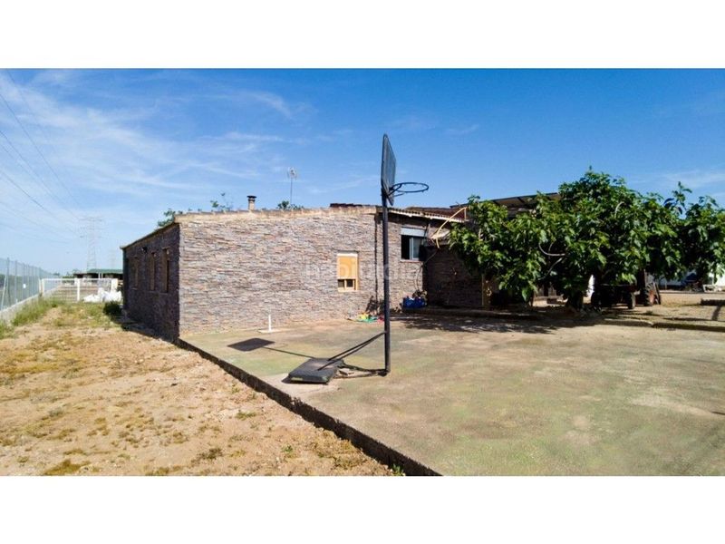Foto e92751e5-e242-4397-b2b8-8277ff90e7d0. Xalet amb aparcament piscina a Carlet