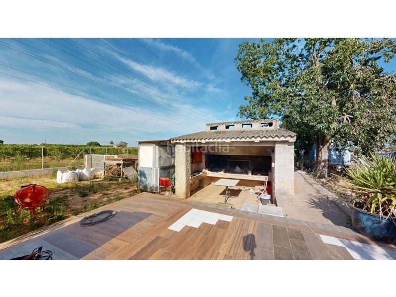 Foto ec0b4437-ef9c-4912-a697-25f5322b2e91. Xalet amb aparcament piscina a Carlet