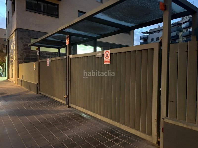 Foto 750f0c0a-ef13-4652-9edc-f8f245a3cd98. Aparcament cotxe a Nou Benicalap Valencia