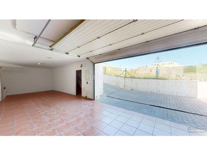 Foto bcca5290-806c-4e66-8345-a467cad85114. Xalet amb aparcament piscina a Rocafort