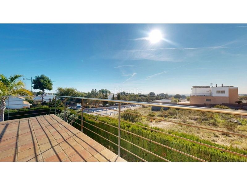 Foto dd2d27c9-a12f-4a58-94e7-15b92190d5cc. Xalet amb aparcament piscina a Rocafort