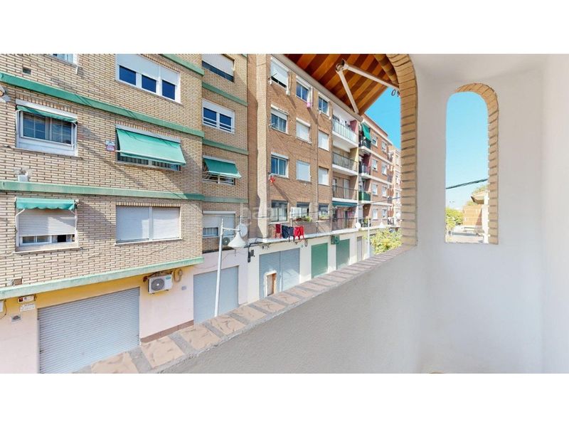 Foto 264418ac-12b1-4288-8d96-fa237a13c6f4. Casa amb calefacció aparcament a Natzaret Valencia