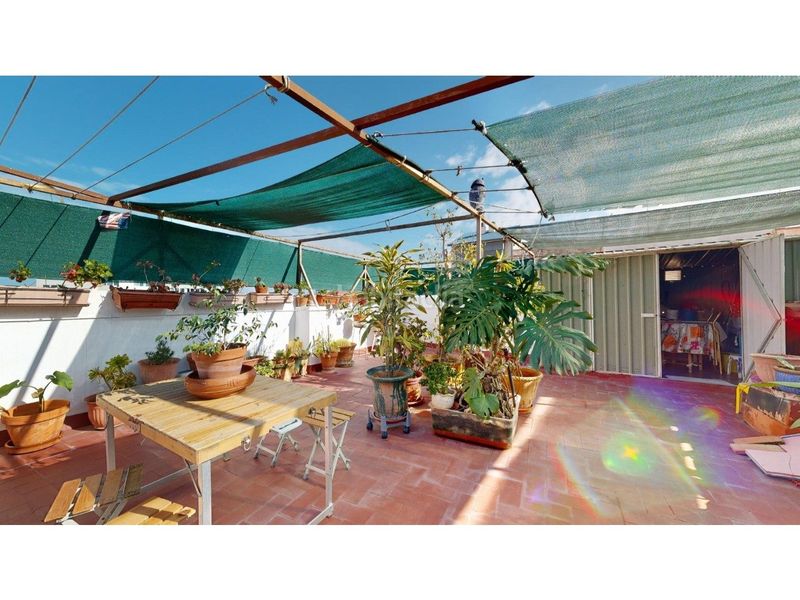 Foto 4b3d2c81-46ab-4239-89fe-0b02b17673f7. Casa amb calefacció aparcament a Natzaret Valencia
