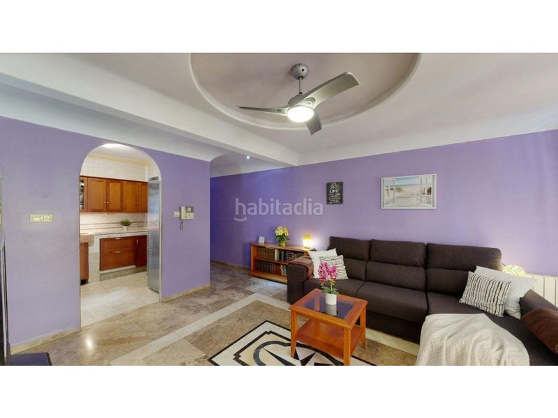 Foto 99cb3607-b61b-455c-9818-47862a0355e3. Casa amb calefacció aparcament a Natzaret Valencia