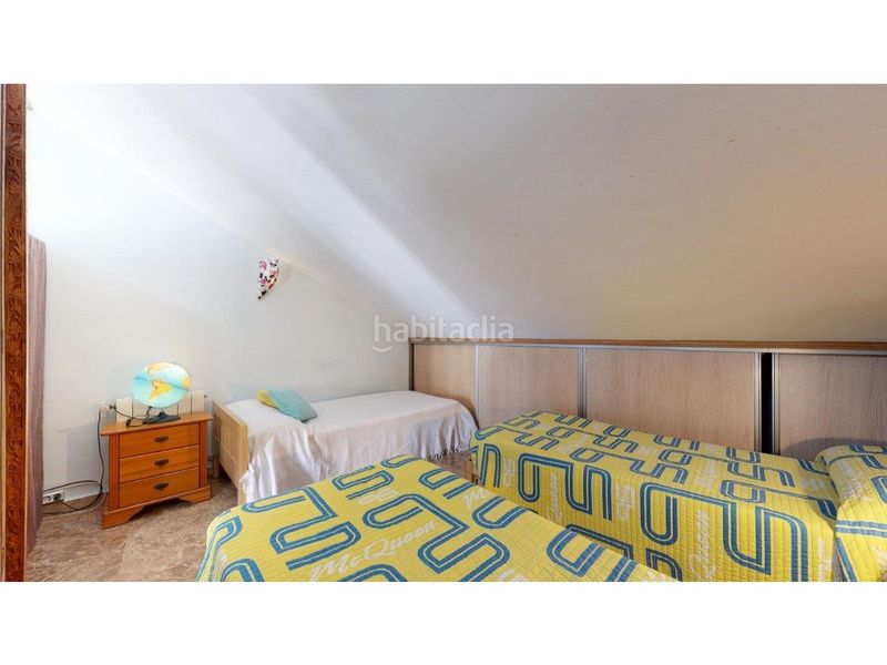 Foto b606a824-1d5a-452a-9267-d5e2fff0de1a. Casa amb calefacció aparcament a Natzaret Valencia