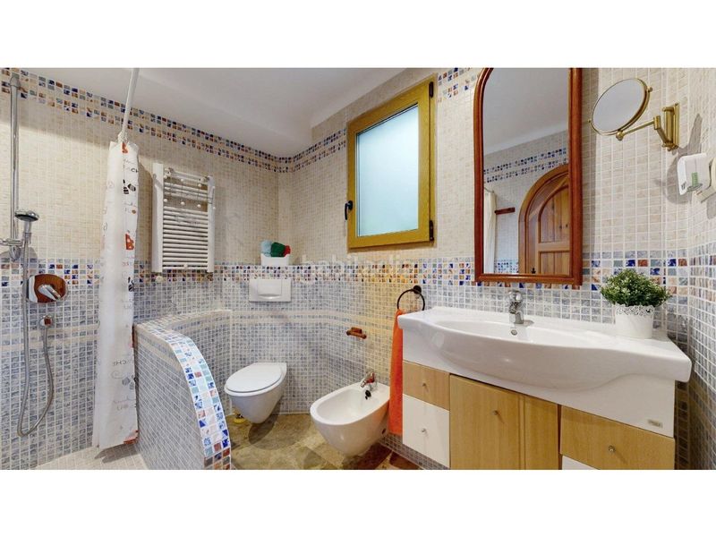 Foto ce7967d4-0f1c-4842-985d-ba8c6308eeb1. Casa amb calefacció aparcament a Natzaret Valencia
