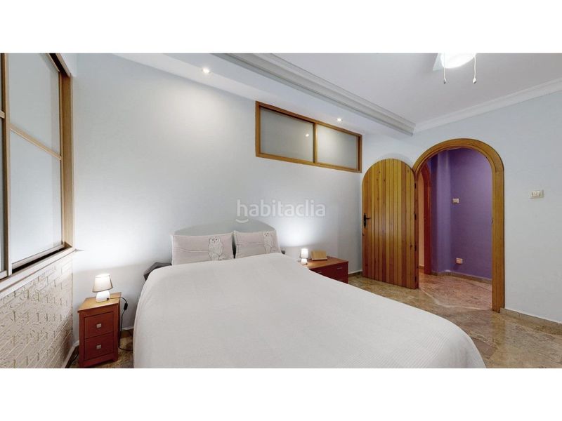 Foto d86198b6-accd-472f-8145-1318b5608695. Casa amb calefacció aparcament a Natzaret Valencia