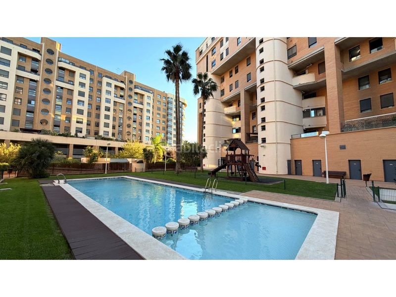 Foto 0f718a25-4d2f-4374-8b1e-edb18c0ea9fb. Pis amb piscina a Nou Campanar Valencia