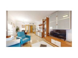 Etagenwohnung in Nou Campanar. Precioso piso en el pulmon de valencia
