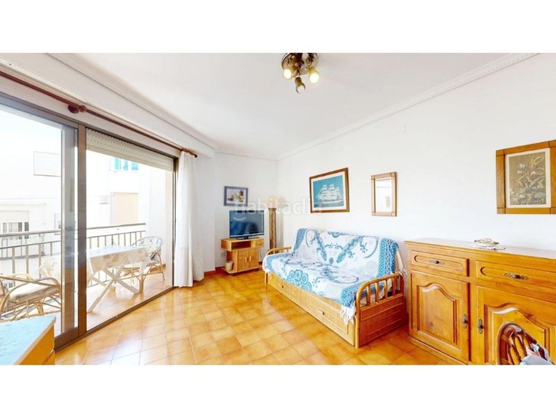 Foto b8b120d3-c239-4e16-9255-88b917162a42. Pis a Puerto Xàbia