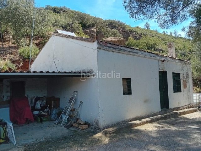 Foto 437995b9-89cf-442e-a27d-1f610703f0af. Masia a Buñol