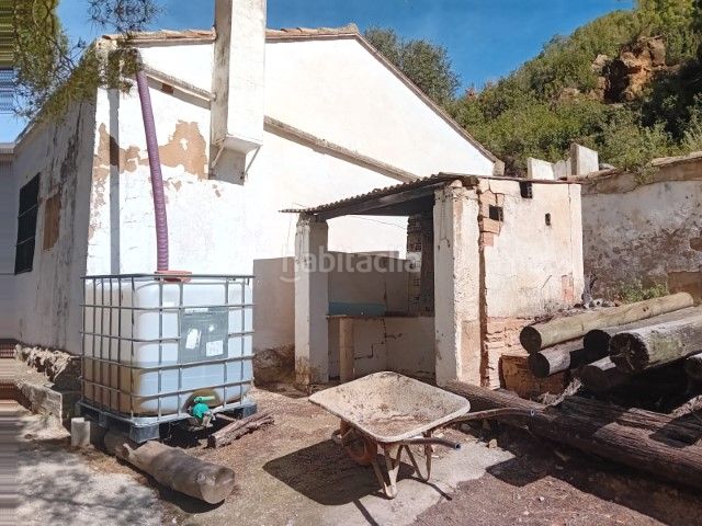 Foto fd599118-dd1d-446b-89bd-99e644d8b2f8. Masia a Buñol