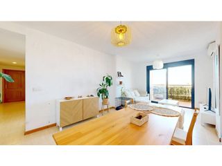 Appartement  Calle sant joan ribera. Fantastica vivienda con piscina en picassent