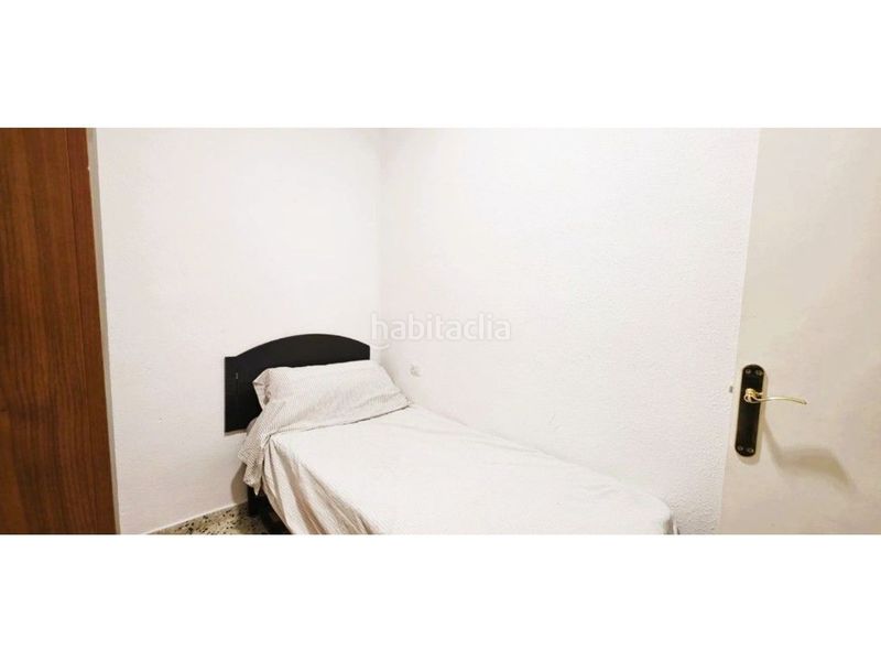 Foto b681e446-2ca1-4051-8328-5d41f72a5760. Pis a Calles