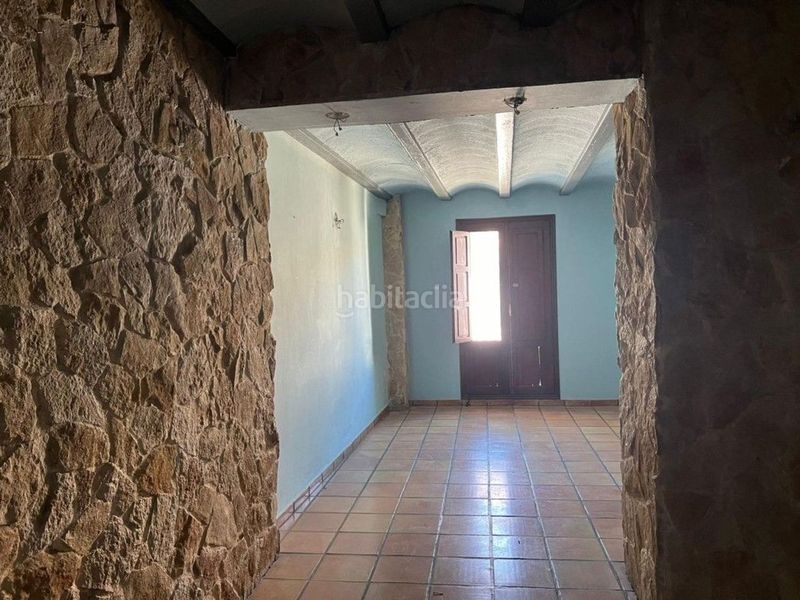 Foto b211f42c-a53c-4bc7-b4a7-cd85226768ed. Edificio  103010953 en Altea ciudad Altea