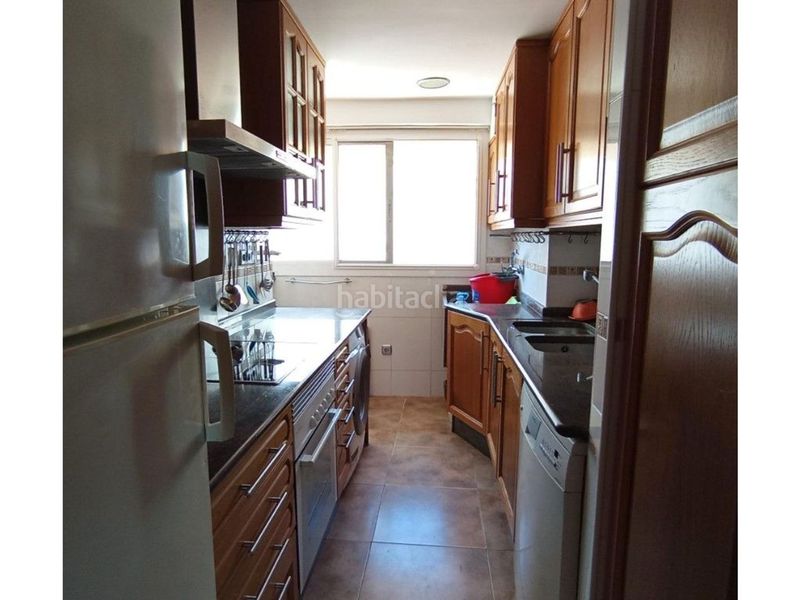 Foto f49c31ca-4687-498b-9a42-d95c769bc9d4. Pis amb calefacció aparcament a El Perellonet Valencia