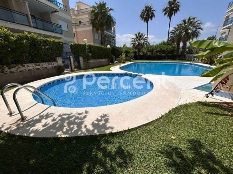 Foto eeba23ad-f058-4ce1-b2a2-e0669b6a4d9e. Pis amb calefacció aparcament piscina a Xeraco