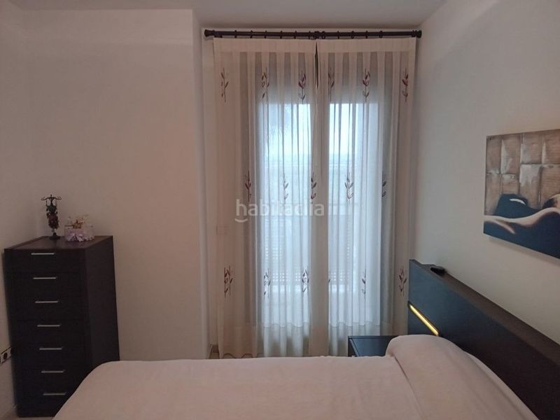 Foto a549e647-a4c1-4f7a-ae3d-0da3300a8e14. Pis amb calefacció aparcament piscina a El Perellonet Valencia