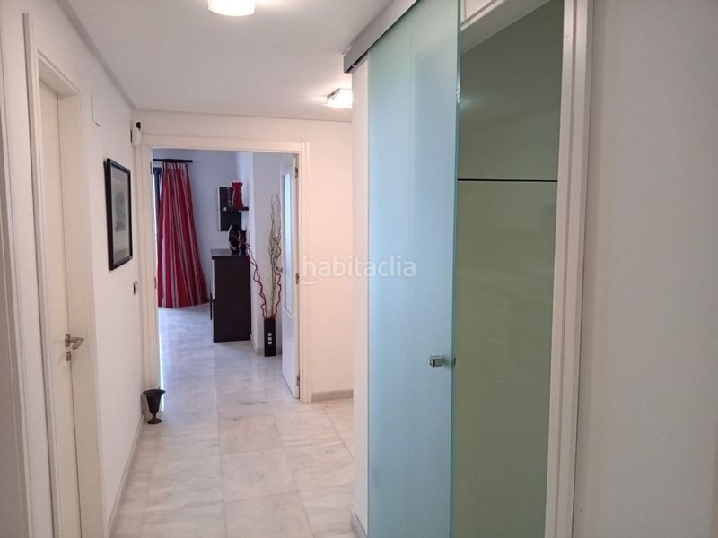 Foto e68025e9-dd5d-4929-ac69-f38ce118de85. Pis amb calefacció aparcament piscina a El Perellonet Valencia