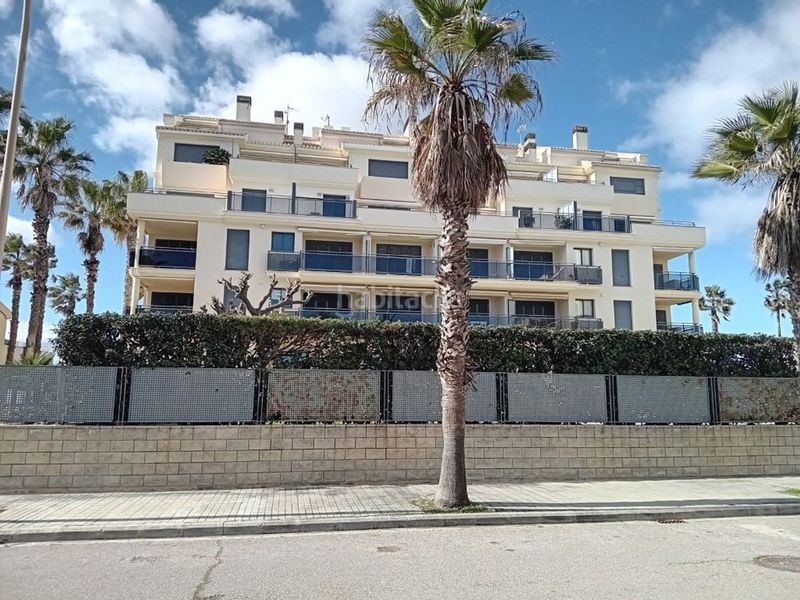 Foto fb3a363d-a6c2-4185-a823-48bd9bff81b4. Pis amb calefacció aparcament piscina a El Perellonet Valencia