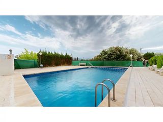 Pis  Calle pintor segrelles, del. Apartamento con vistas al mar y a la montaña