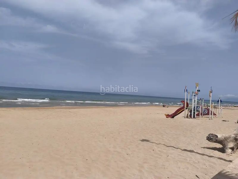 Foto eaf0821b-932b-441b-b3d0-919e4dc34c9a. Pis a Miramar