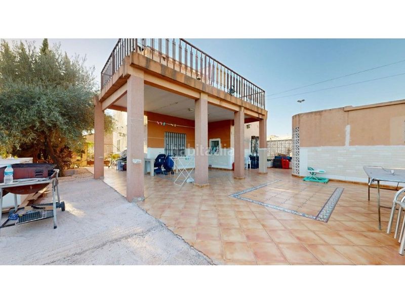 Foto 64d60007-af74-4b68-a2bb-df8fc5626058. Casa amb aparcament a Onda