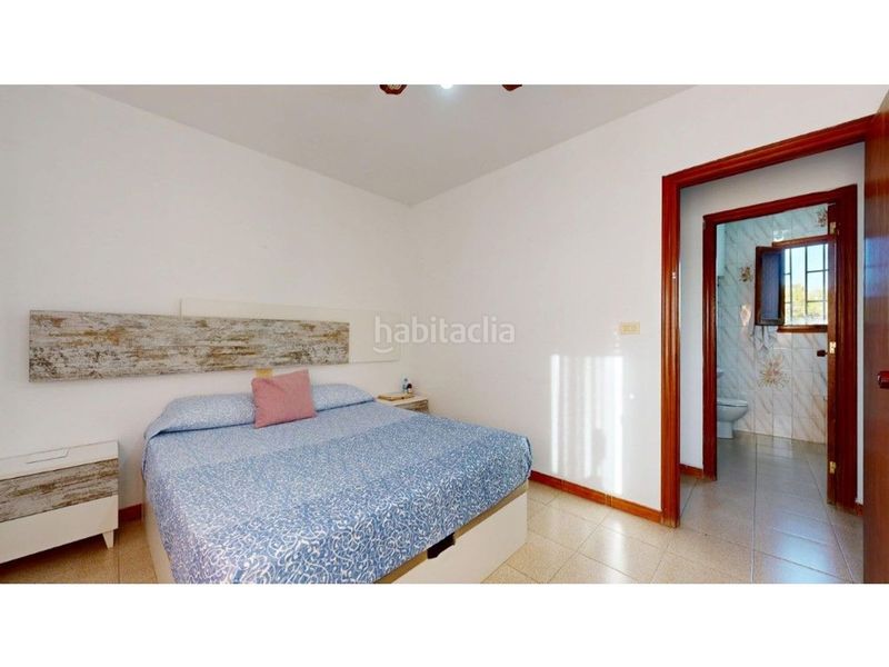 Foto 8b0023ef-badb-4ddb-bff1-2fb21e5116d5. Casa amb aparcament a Onda