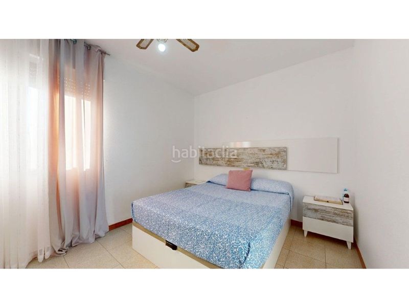Foto b44c08be-2bbf-443b-9217-1ff99b44eab2. Casa amb aparcament a Onda