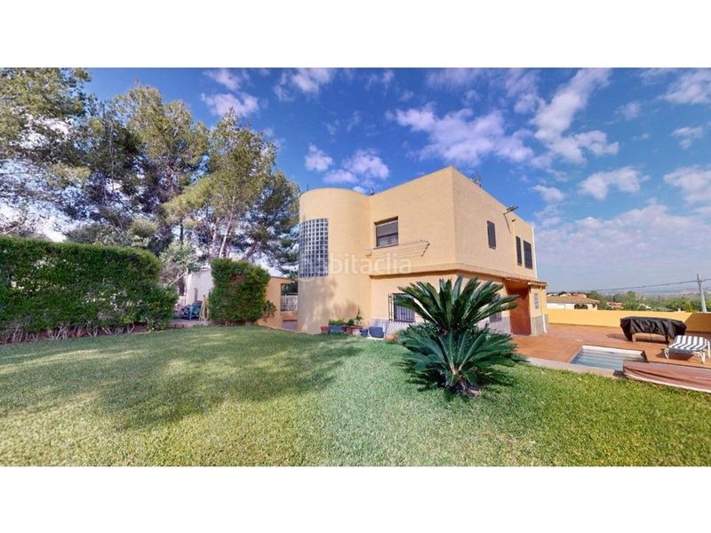 Foto 25e968c5-4308-4d49-9974-75e62e644509. Casa amb calefacció aparcament piscina a Riba - roja de Túria