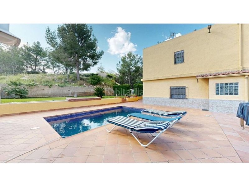Foto 5c9a5c93-4b75-40dd-8062-9b2544be485d. Casa amb calefacció aparcament piscina a Riba - roja de Túria