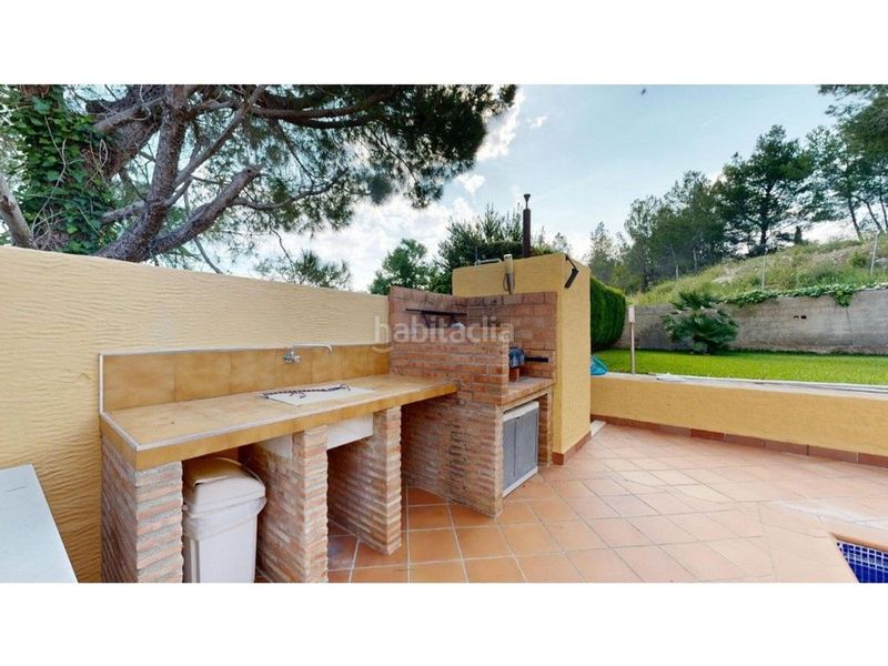 Foto a7553684-ca75-4ec4-a343-c14c744e2dec. Casa amb calefacció aparcament piscina a Riba - roja de Túria