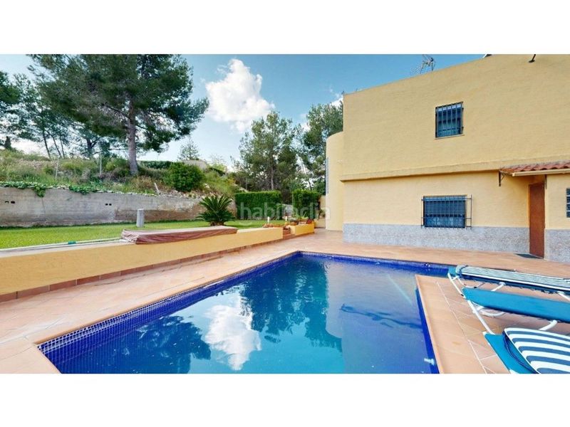 Foto c1e33923-ffd2-417f-890c-7aff52f15904. Casa amb calefacció aparcament piscina a Riba - roja de Túria