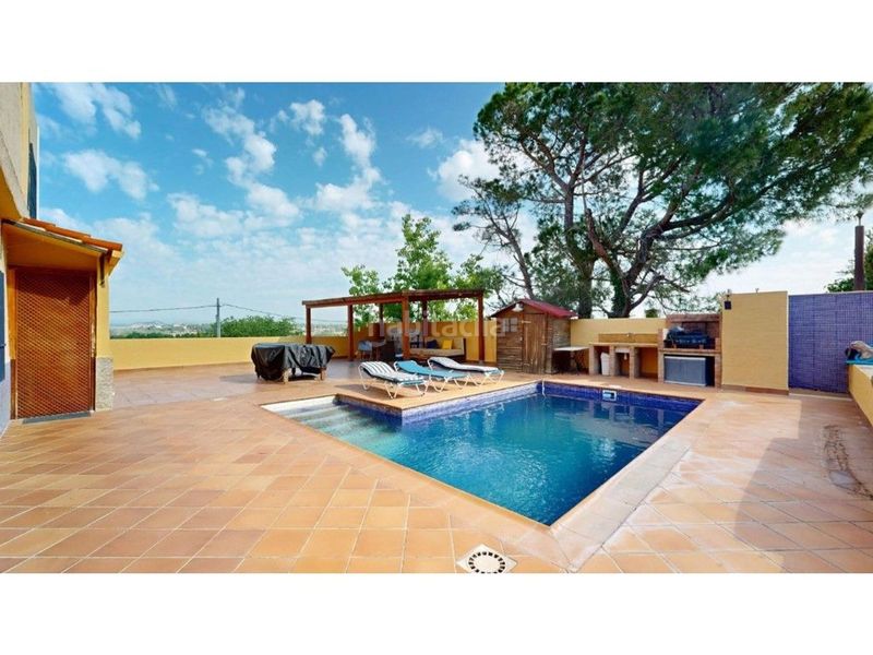 Foto dfc51014-1c90-404c-b3ec-83c2bf1ec616. Casa amb calefacció aparcament piscina a Riba - roja de Túria