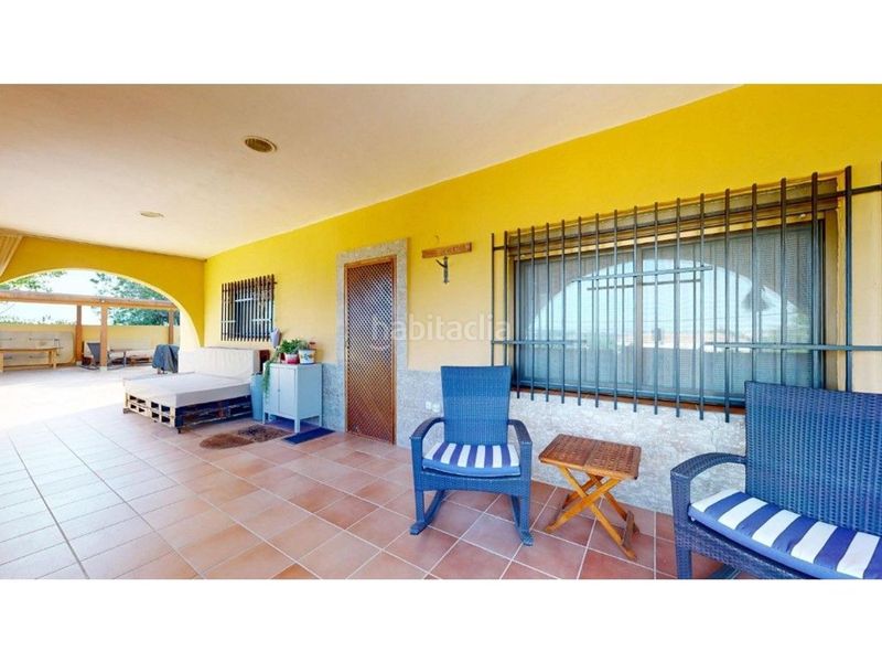 Foto f9cef51e-81b9-4847-b30d-aedb13ac9485. Casa amb calefacció aparcament piscina a Riba - roja de Túria