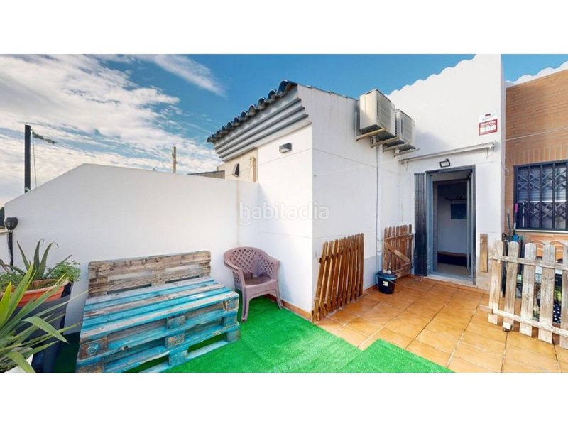 Foto 6f67f772-be3d-4057-b9f9-88aaeb1b570c. Casa adossada amb aparcament piscina a Playa-Ben Afeli Almazora / Almassora