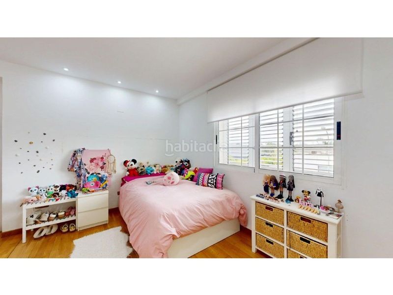 Foto 3abb31df-8529-4881-bc39-d6f7d3d196c9. Chalet  4 habitaciones 1 estancias 103011658 en Eliana (l´)