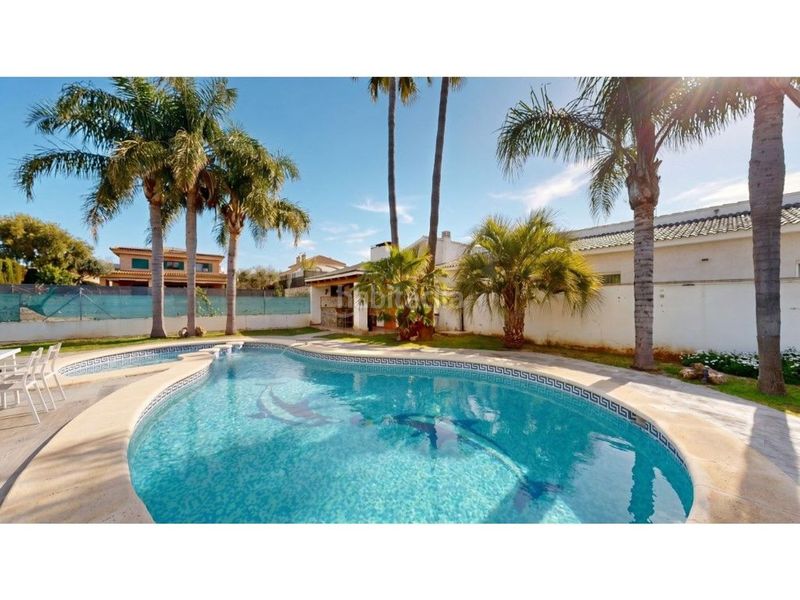 Foto 3d060de8-8a10-4e38-8d7b-7015b78a5f5e. Chalet  4 habitaciones 1 estancias 103011658 en Eliana (l´)