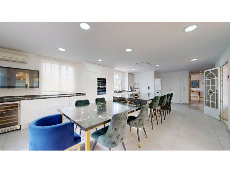 Foto 5bba7c00-d387-416d-919c-ef532a027c9b. Chalet  4 habitaciones 1 estancias 103011658 en Eliana (l´)
